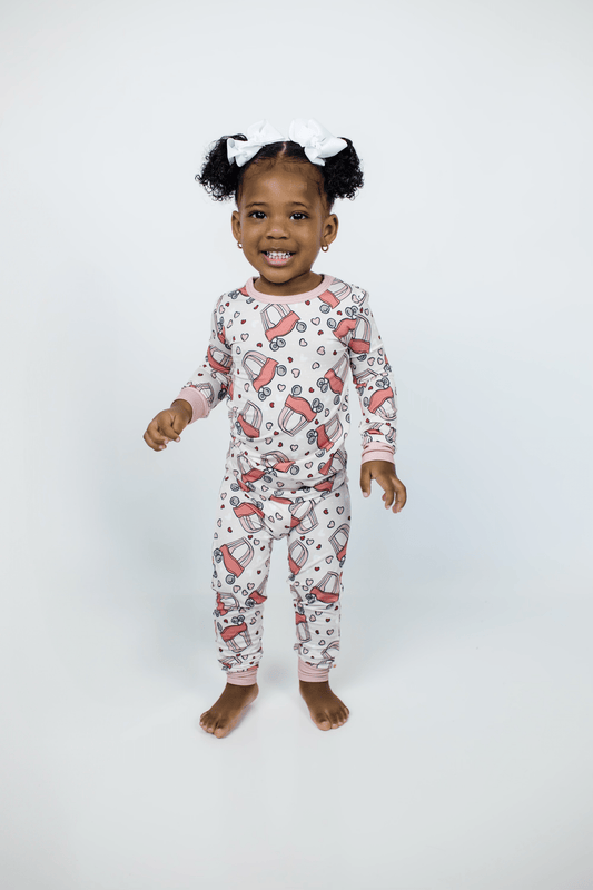 Love on Wheels 2-Piece