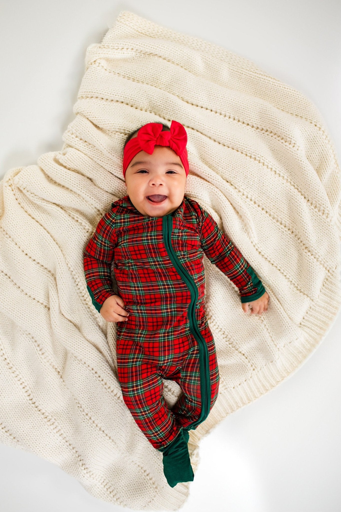 bamboo pajamas, sleepwear, kids bamboo pajamas, bamboo, plaid, christmas, santa, christmas sweaters, plaid pajamas